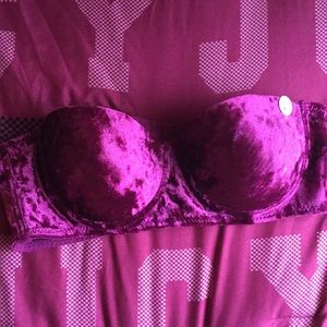 Strapless crushed velvet bra